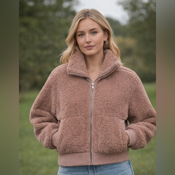 Abercrombie & Fitch Jackets & Blazers - Abercrombie & Fitch Camel Teddy Jacket